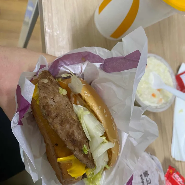 맥도날드 대표 사진