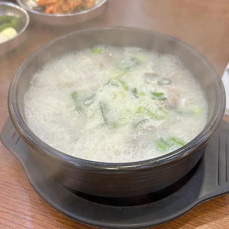 우두동가보자순대국 대표 사진