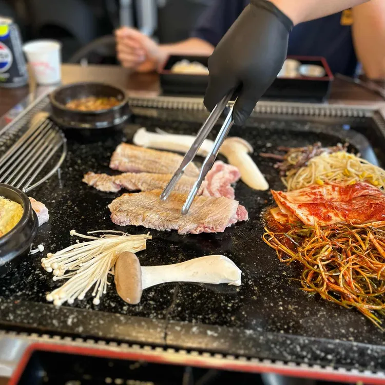 빠박이네돌판삼겹 대표 사진