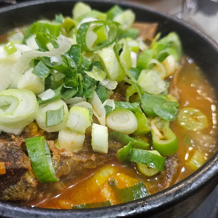 얼큰한뼈해장국 대표 사진