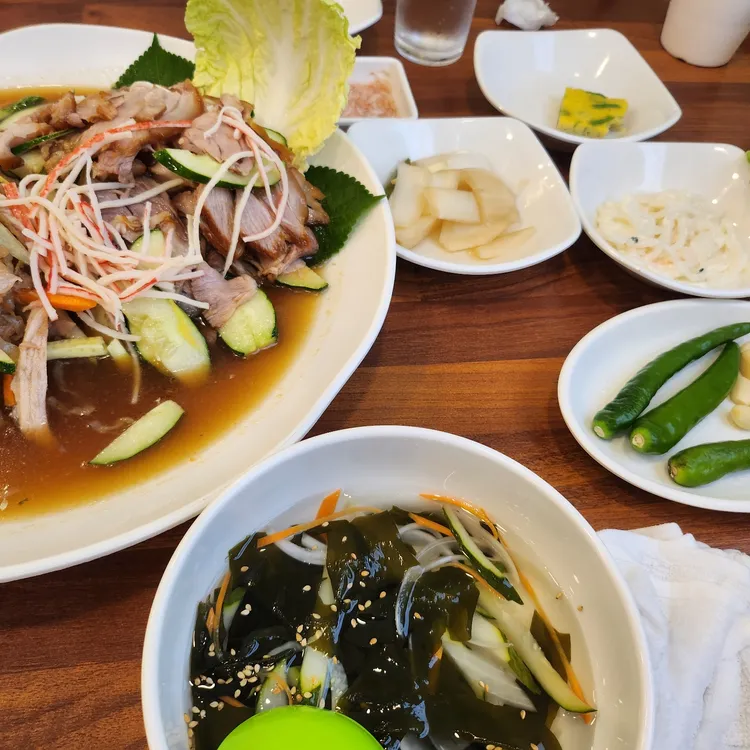 오륙도 족발 대표 사진