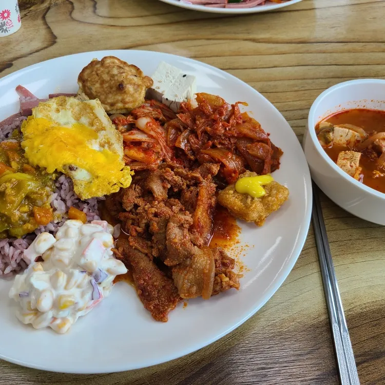 청운맛뷔페 대표 사진