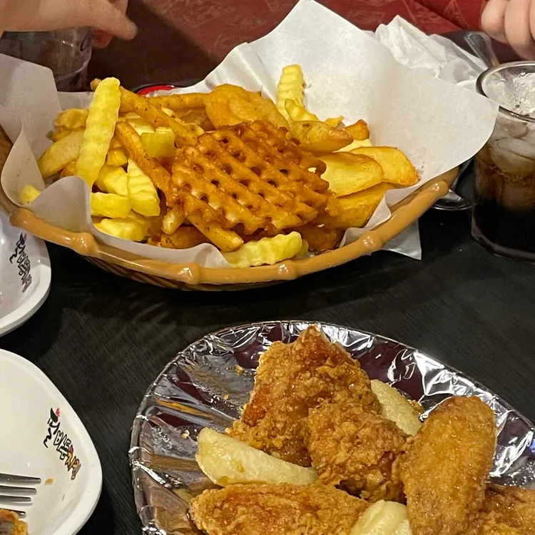 필바든치킨 대표 사진