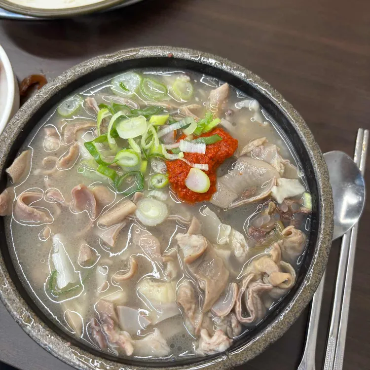 (오문창순대국밥) 내 돈으로 만든 맛있는 음식으로 유명한 대전순대국밥집.