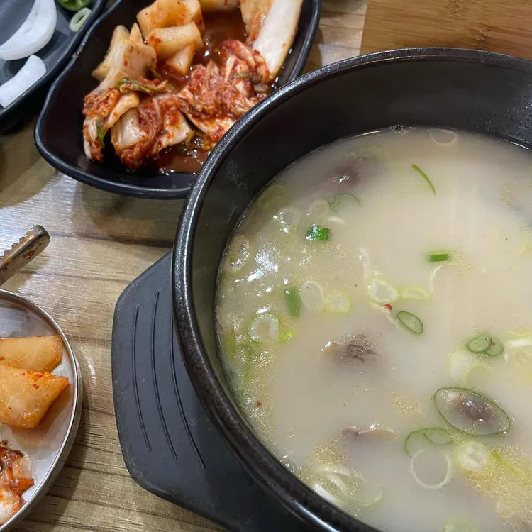 옛날가마솥곰탕 대표 사진