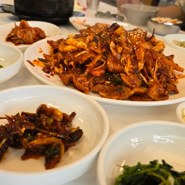 돌집가든 대표 사진