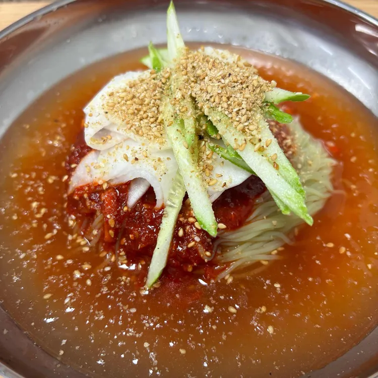 청기와냉면 대표 사진