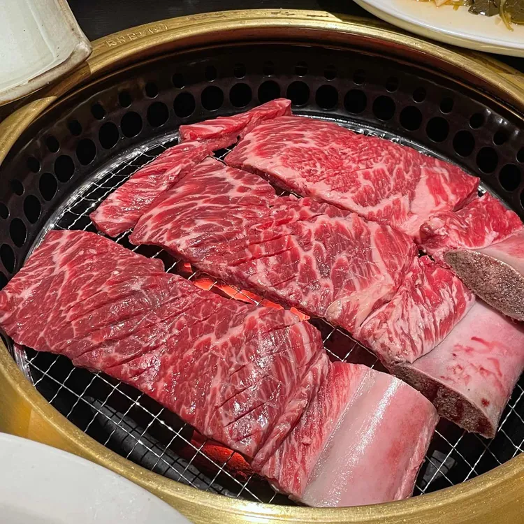 경복궁 블랙 대표 사진