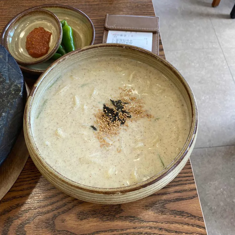 두울원칼국수 대표 사진