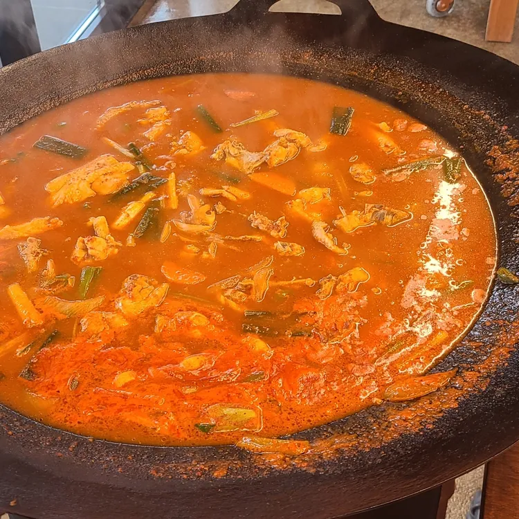 소근리무쇠솥닭볶음탕 대표 사진