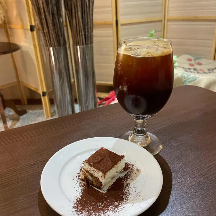 젠젠스퀘어 대표 사진