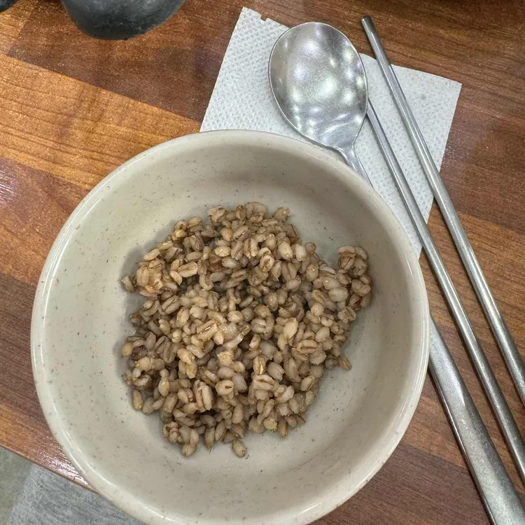 왕할머니손칼국수 대표 사진
