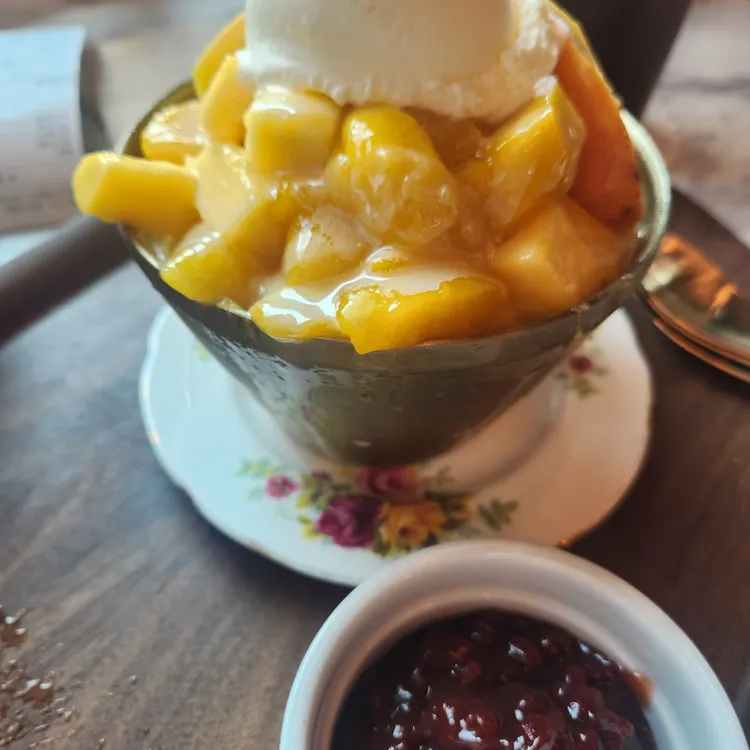 스페이스헬레나 대표 사진