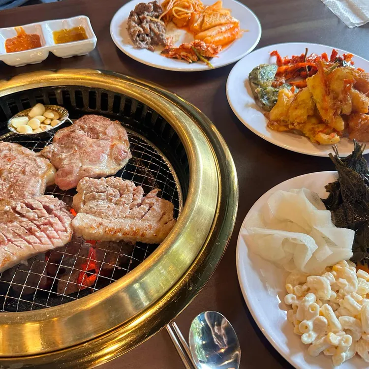 청년고기장수 대표 사진