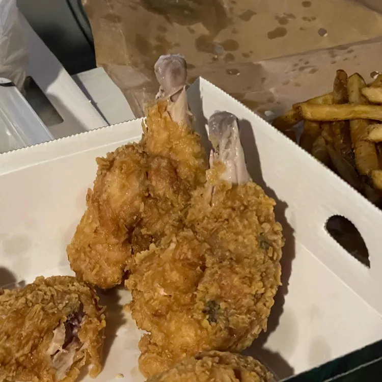 BBQ치킨 대표 사진