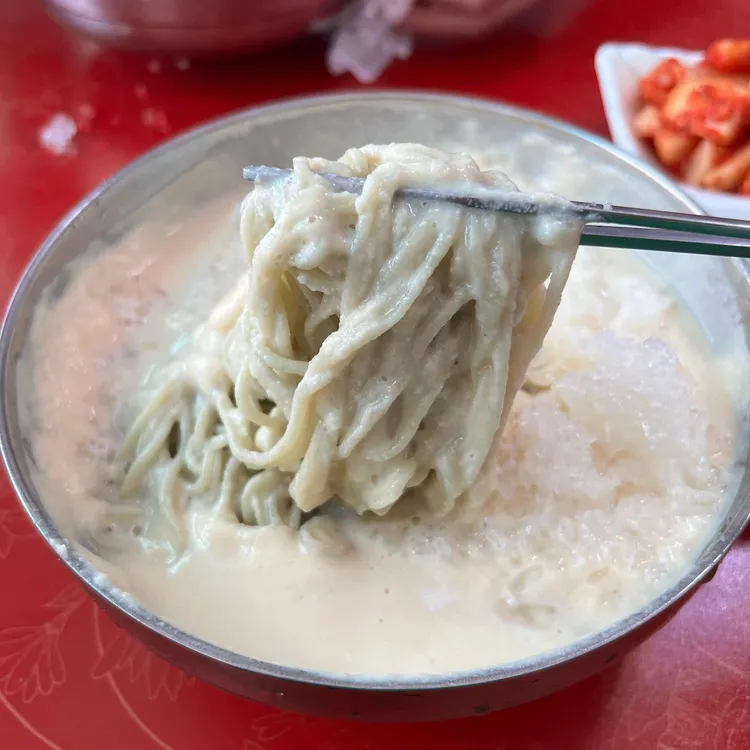 녹차콩물국수 대표 사진
