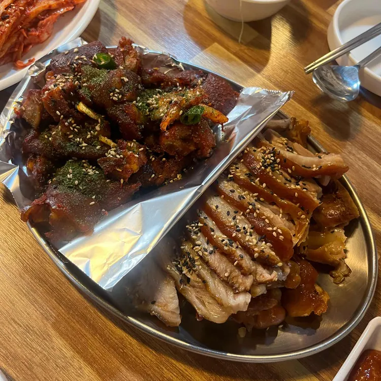 황금족발 대표 사진