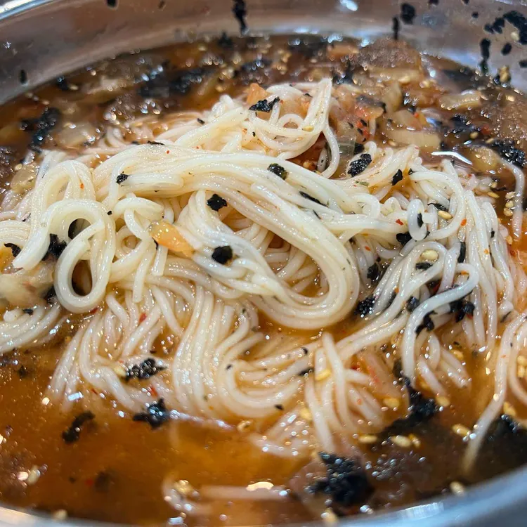탄다 타 대표 사진