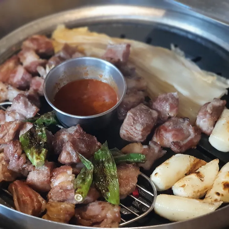 고기굽는남자 대표 사진