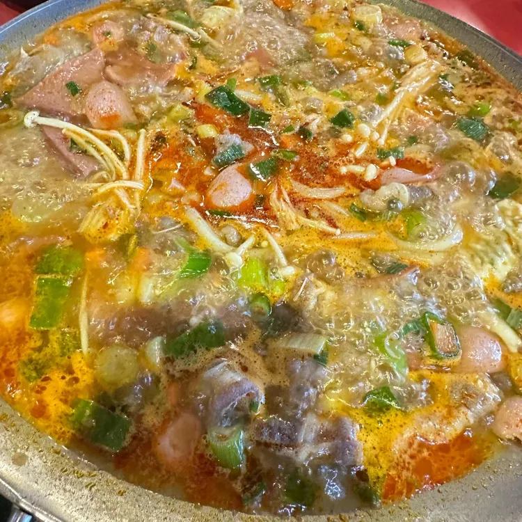 놀부부대찌개 대표 사진