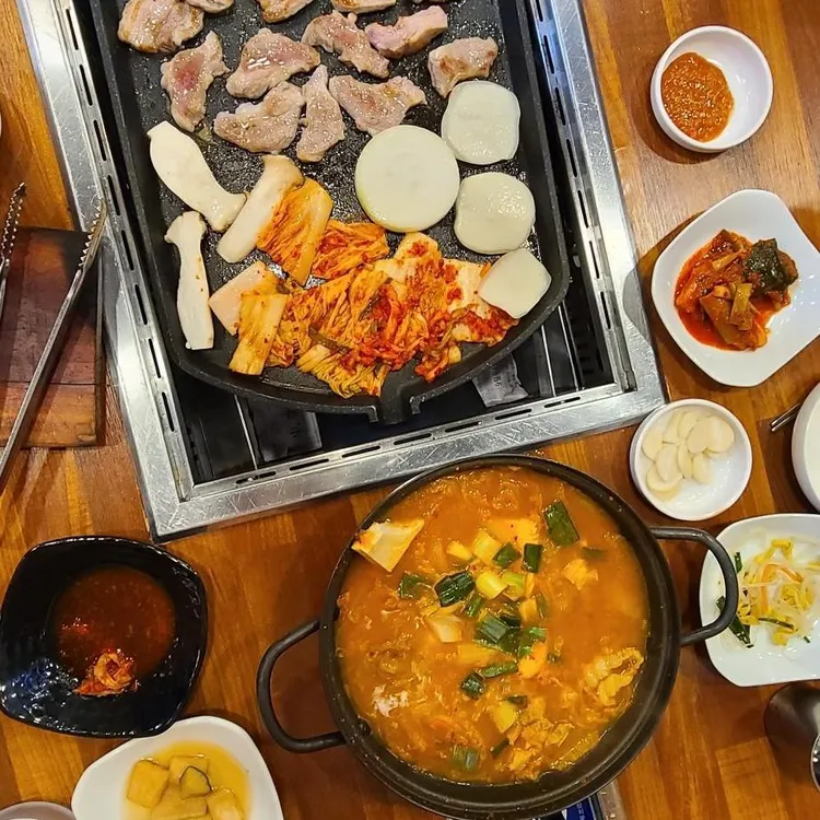 뽀글이 두루찌개 대표 사진