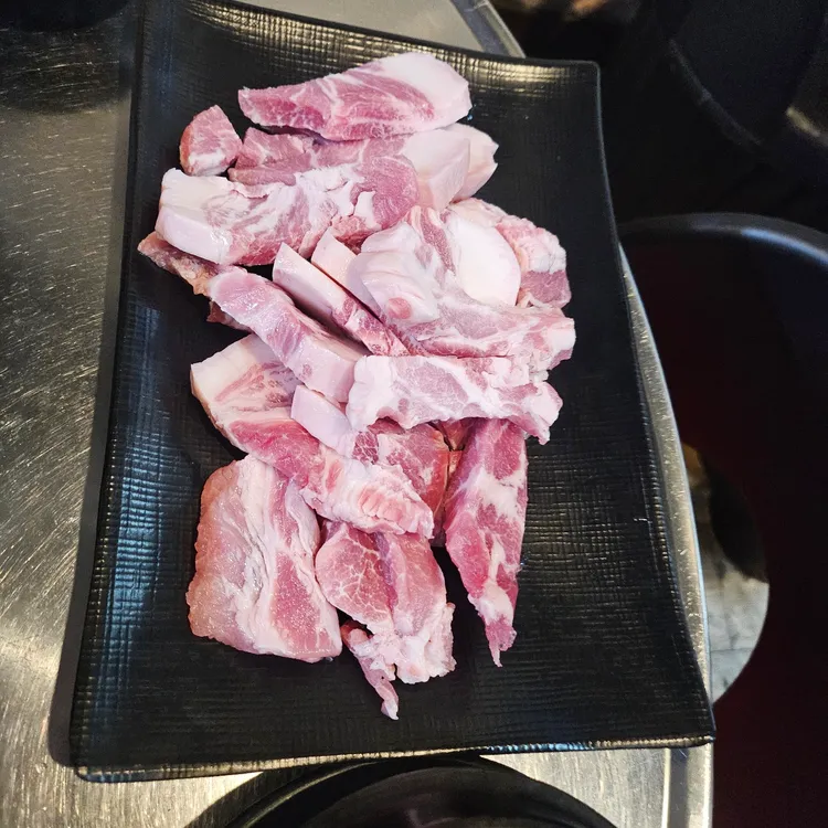 숙성삼겹전문점 웅이네 대표 사진