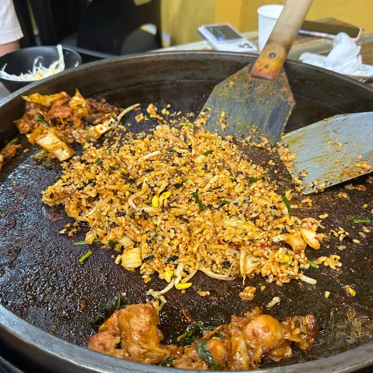 춘천닭갈비웅이네 대표 사진