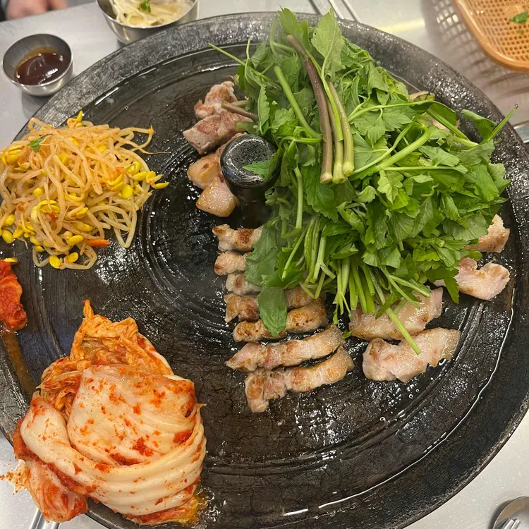 목구멍 대표 사진