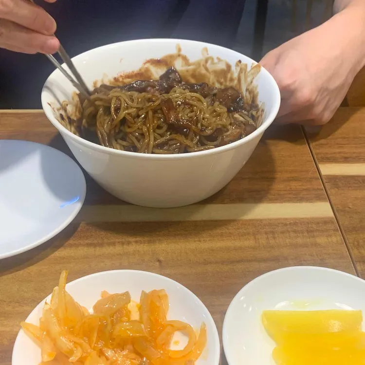 첸의 하우스 대표 사진