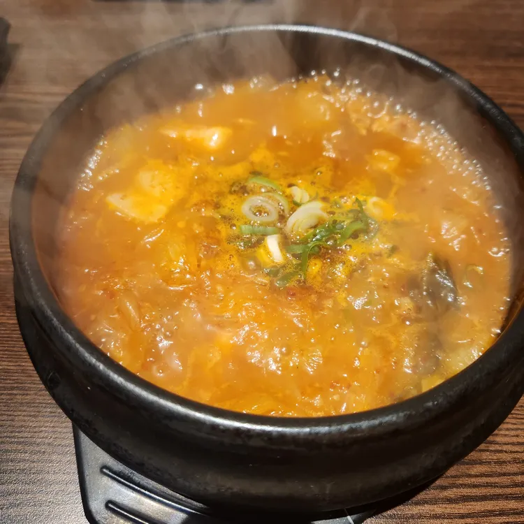 쿰 대표 사진