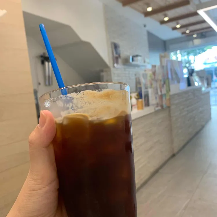 블루샥 대표 사진