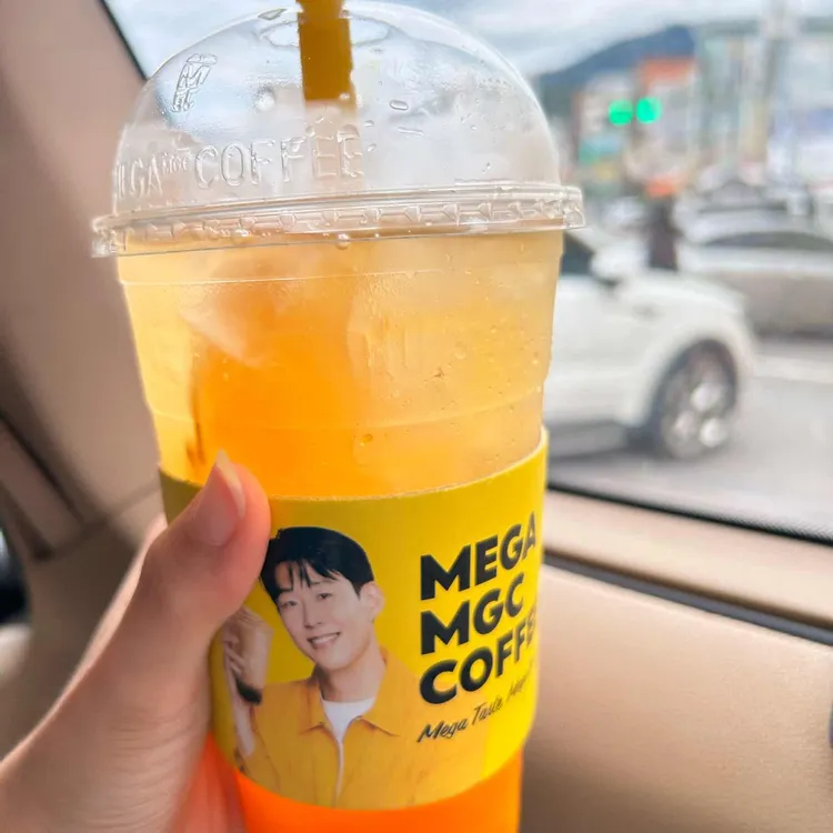 메가커피 대표 사진