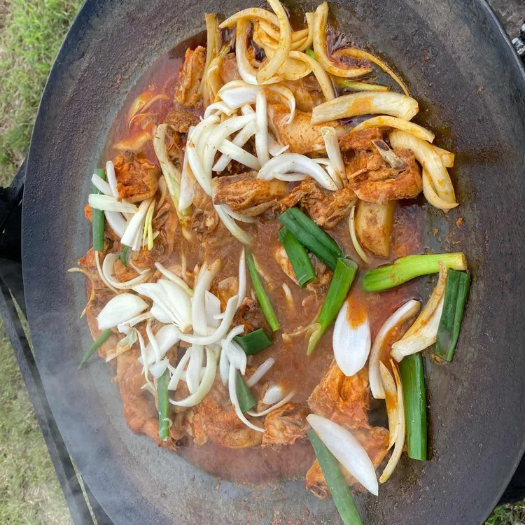 마니산 솥뚜껑닭볶음탕 대표 사진