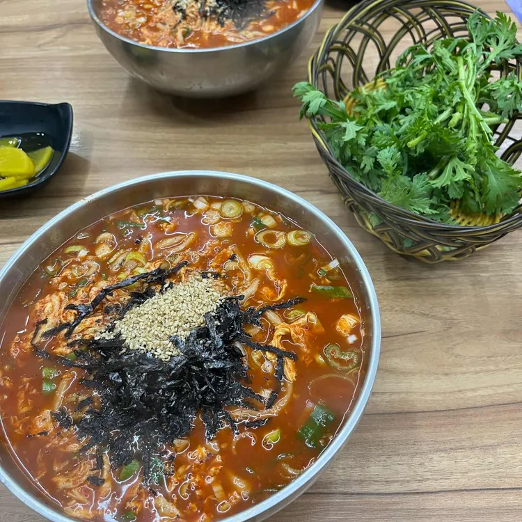 홍두깨칼국수 대표 사진