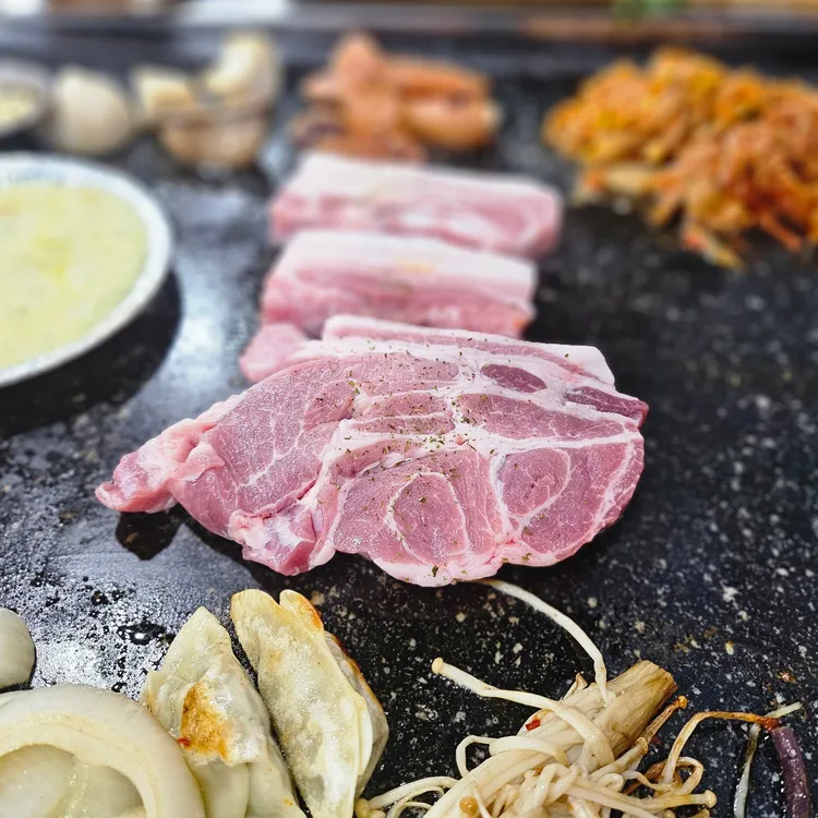 예담돌판집 대표 사진