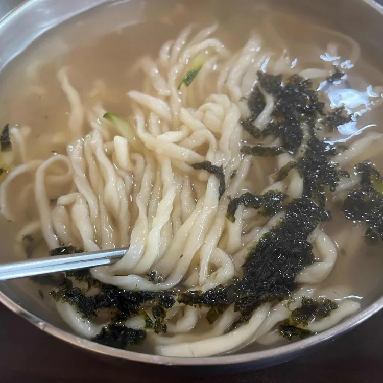 이천원손칼국수 대표 사진