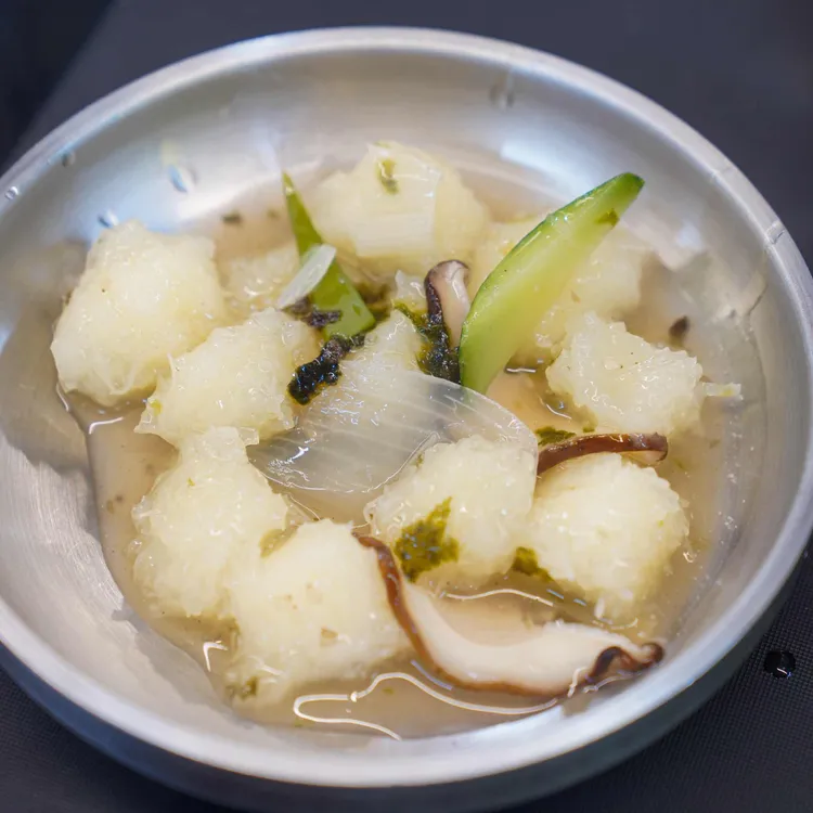 이층칼국수 대표 사진