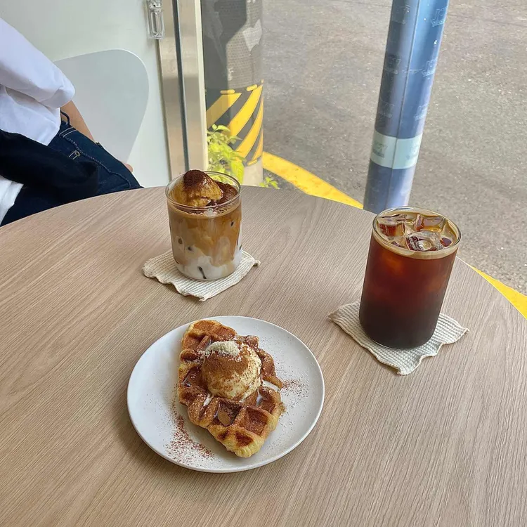 EU 카페 대표 사진