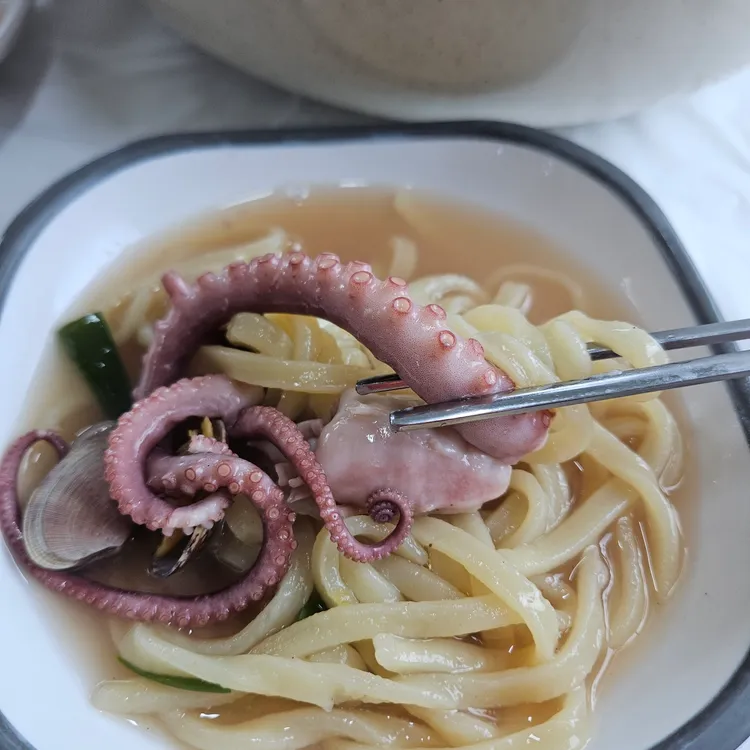 낙지한마리칼국수 대표 사진