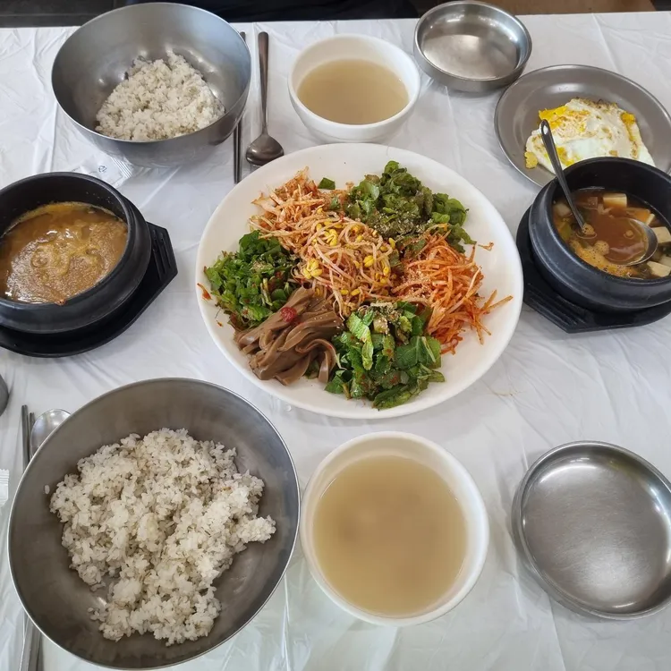재동이보리밥 대표 사진