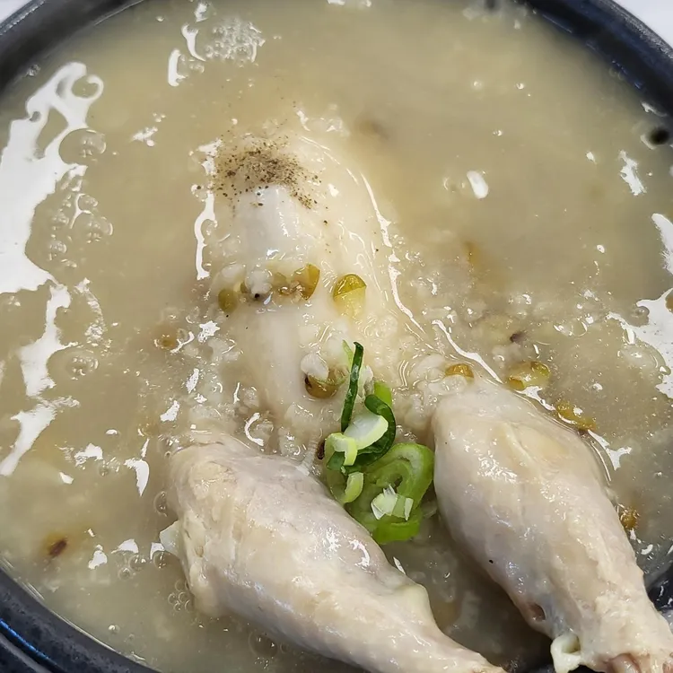 장군족발녹두삼계탕 대표 사진