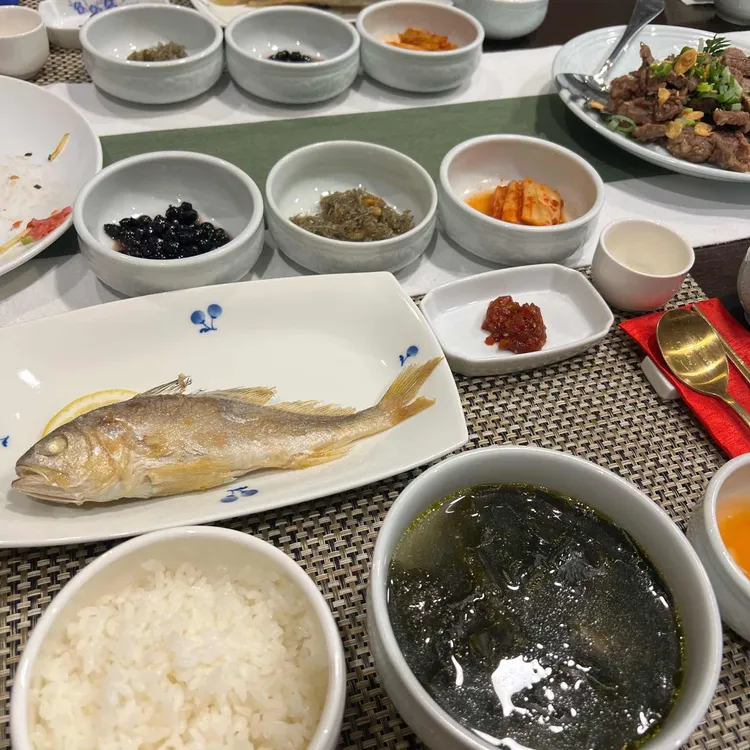 코모도호텔부산 고담 대표 사진