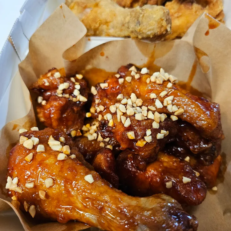 BBQ치킨 대표 사진
