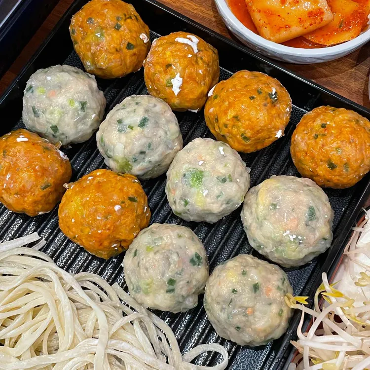 행운만두칼국수 대표 사진