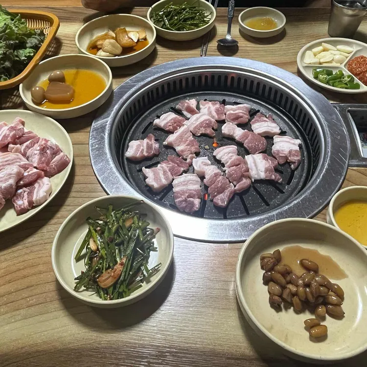 유동흑돼지숯불구이 대표 사진