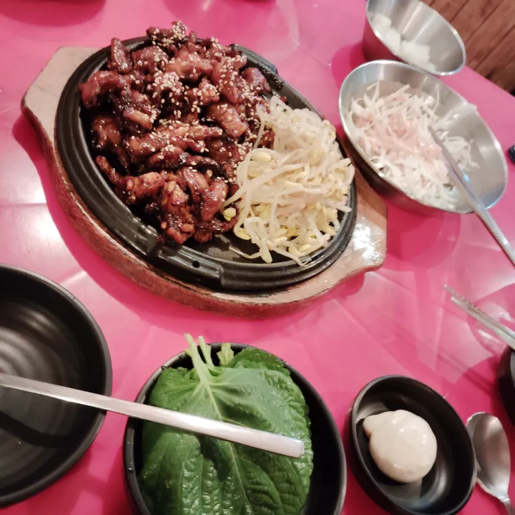 황금닭발 대표 사진