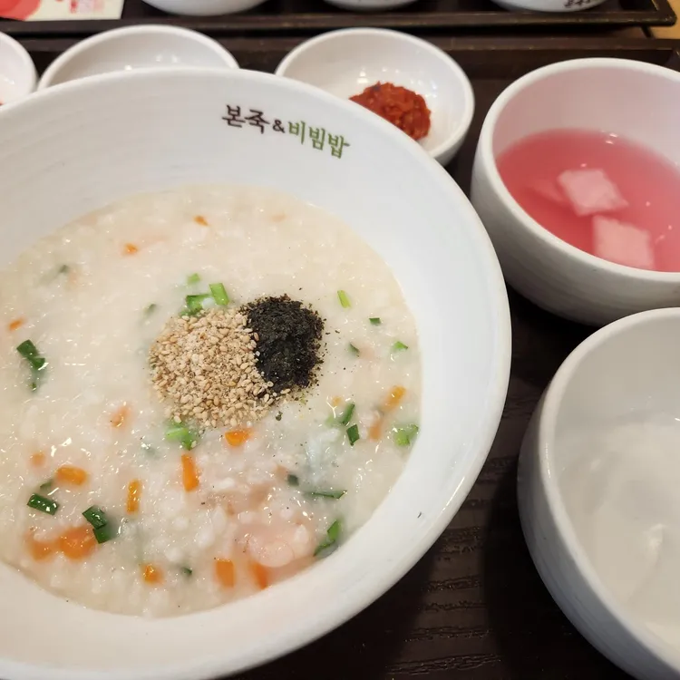 본죽&비빔밥cafe 구로디지털역점 대표 사진