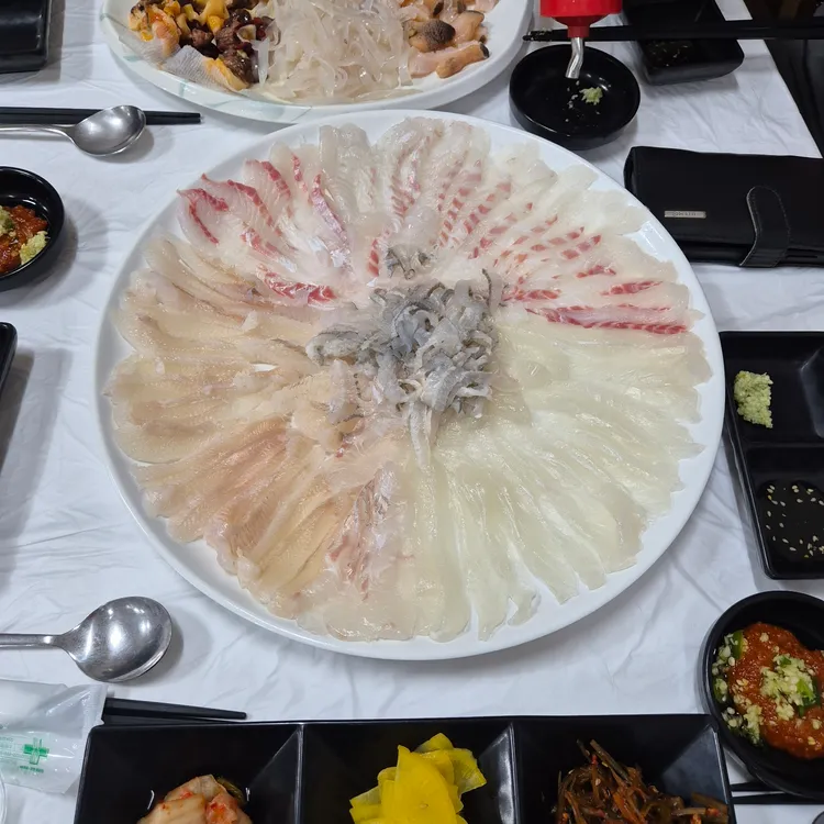 우정식당 대표 사진