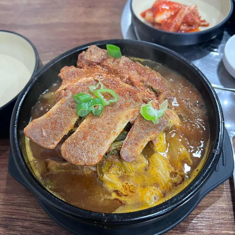청기와감자탕 대표 사진
