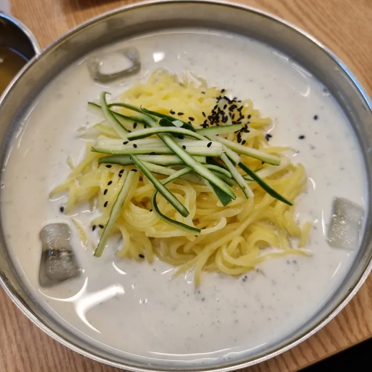 큰집멸치국수 대표 사진